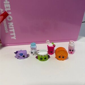 Shopkins Colorful Mini Figurine Collection